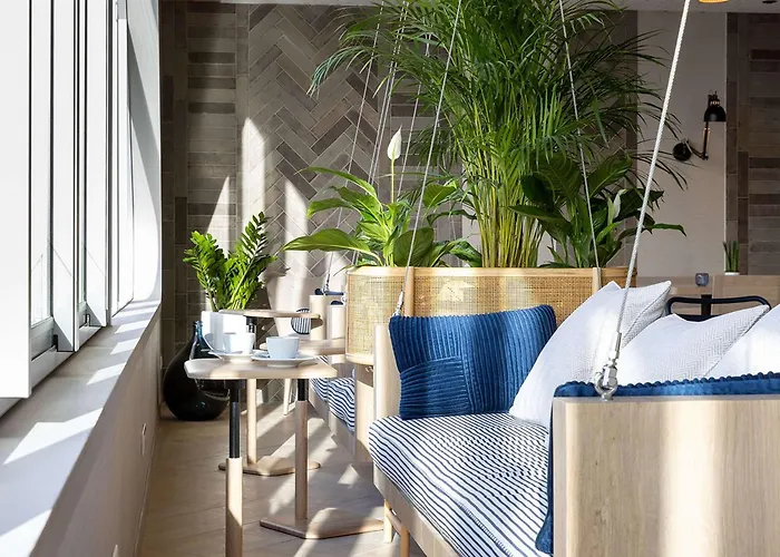 Hilton Garden Centre Otel 4*