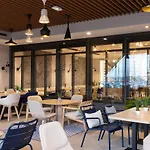 Hilton Garden Centre מלון לה האברה