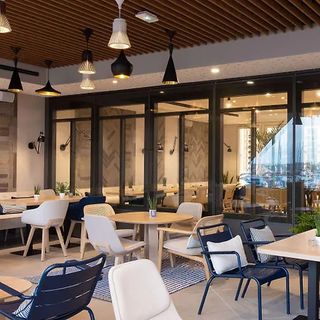 Hotel Hilton Garden Centre 4*