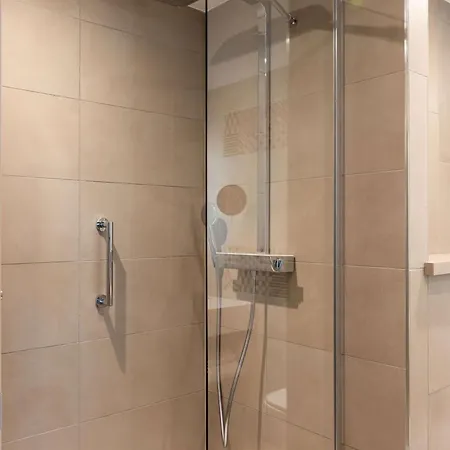 Hilton Garden Centre 4*