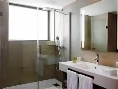 Hilton Garden Centre