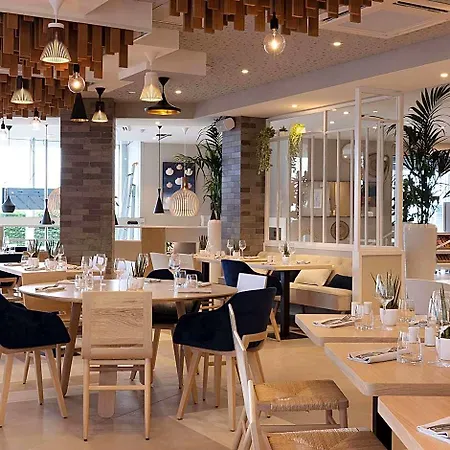 Hilton Garden Centre Hotel 4*