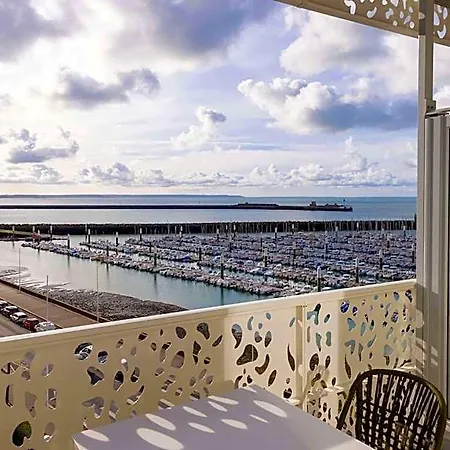 Hotel Hilton Garden Centre 4*