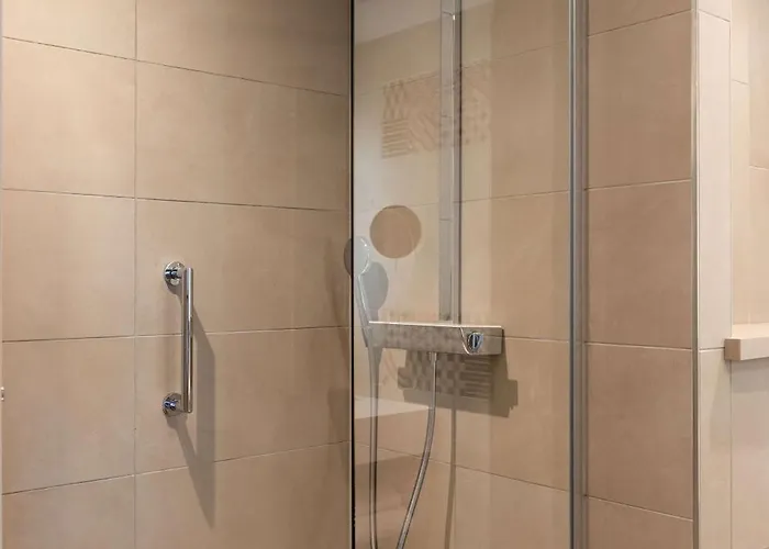 Hilton Garden Centre 4*